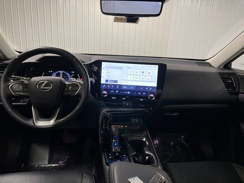 Used 2024 Lexus NX 300h AWD w/ Luxury Package image 12