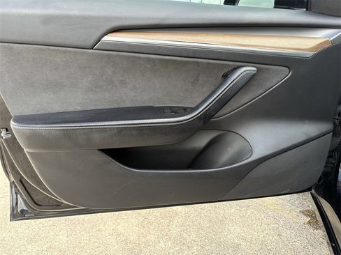 Used 2022 Tesla Model 3 Long Range image 10