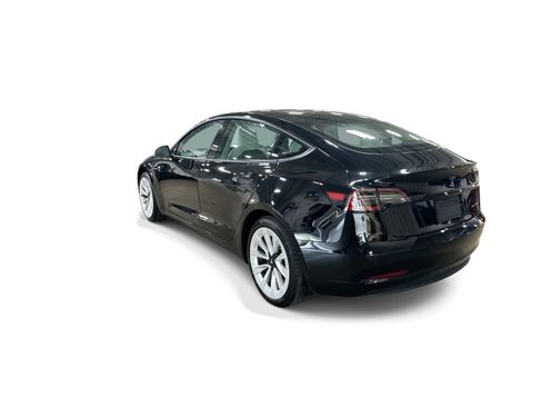Certified 2022 Tesla Model 3 Long Range AWD/4WD image 4