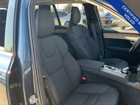 Certified 2025 Volvo XC90 B6 Plus image 10