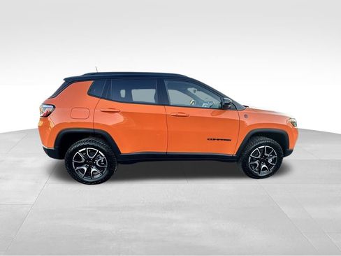 New 2026 Jeep Compass Trailhawk image 18