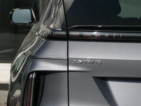 Certified 2023 Cadillac Lyriq 2WD image 5