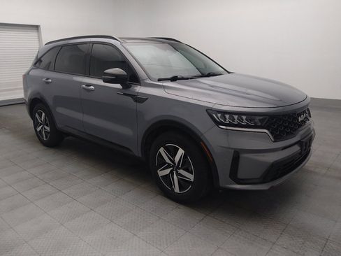 Used 2023 Kia Sorento S w/ Panoramic Sunroof Package FWD image 11