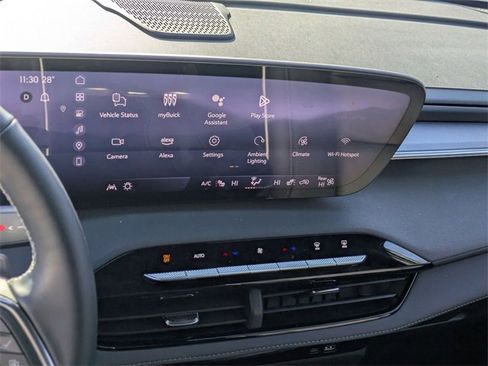 Used 2025 Buick Enclave Sport Touring image 19