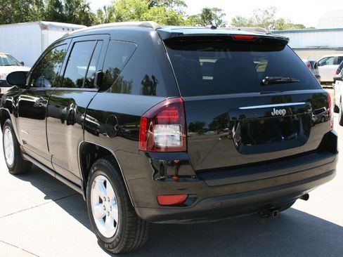 Used 2016 Jeep Compass Sport w/ Power Value Group image 4