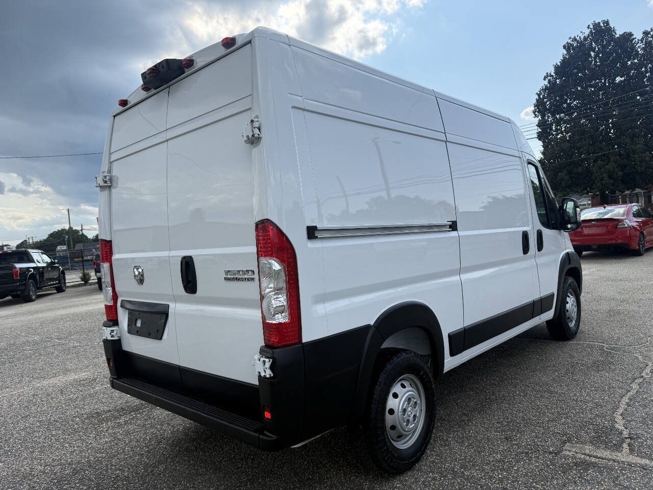Used 2023 RAM ProMaster 1500 FWD image 17