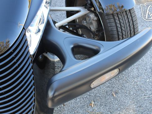 Used 2000 Plymouth Prowler image 33