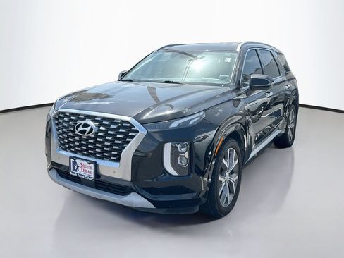 Used 2022 Hyundai Palisade Limited FWD image 3