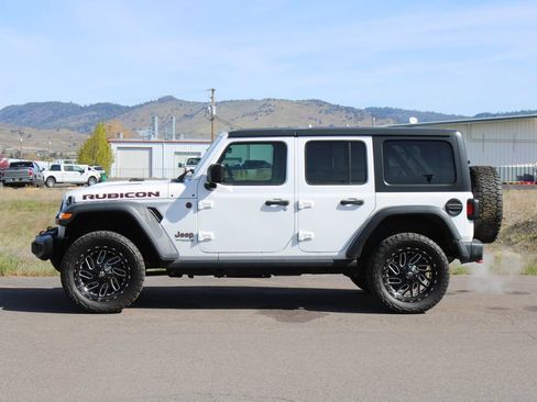Used 2020 Jeep Wrangler Unlimited Rubicon AWD/4WD image 3