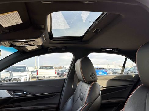 Used 2022 Cadillac CT4 Sport image 18