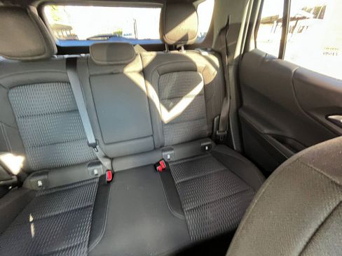 Used 2025 Chevrolet Equinox LT image 31