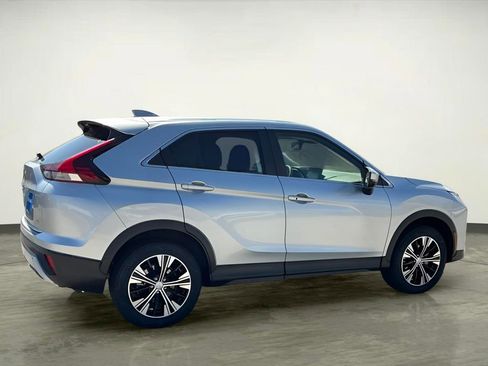 Used 2022 Mitsubishi Eclipse Cross SE AWD/4WD image 11