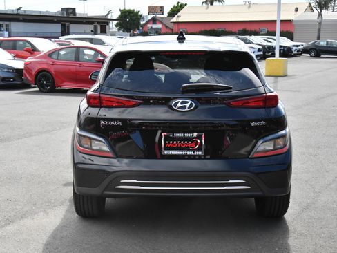 Used 2023 Hyundai Kona SEL FWD image 7