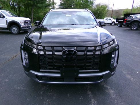 Used 2023 Hyundai Palisade Limited w/ Cargo Package AWD/4WD image 3