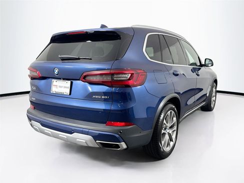 Used 2020 BMW X5 xDrive50i w/ Executive Package image 12