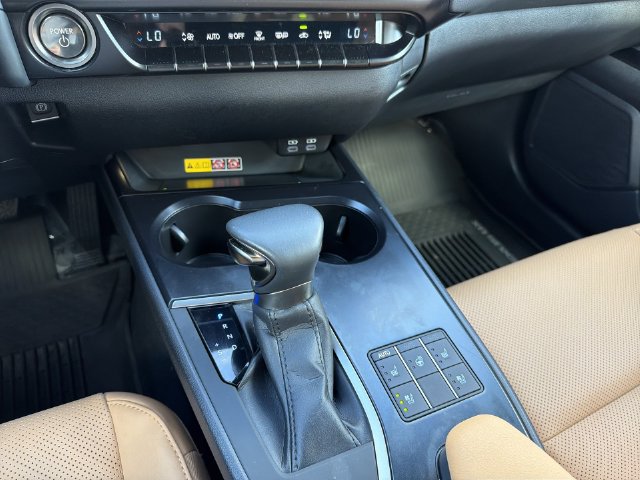 Used 2023 Lexus UX 250h AWD w/ Premium Package image 25