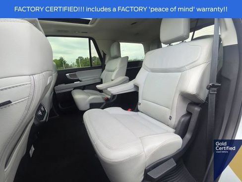 Used 2025 Ford Expedition Platinum AWD/4WD image 24