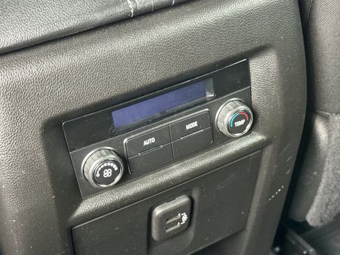 Certified 2022 Chevrolet Traverse LT w/ LPO, Floor Liner Package image 13