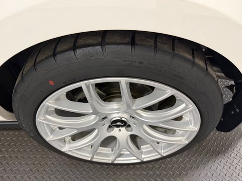 Used 2012 Ford Mustang GT Premium w/ Electronics Pkg RWD image 17
