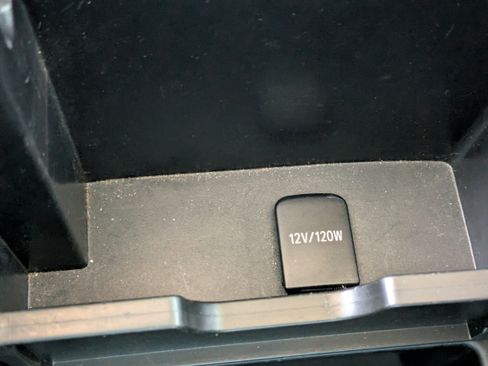 Used 2018 Toyota 4Runner SR5 image 28