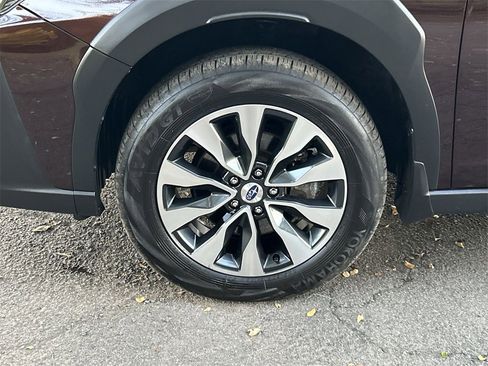 Certified 2024 Subaru Outback Limited image 10
