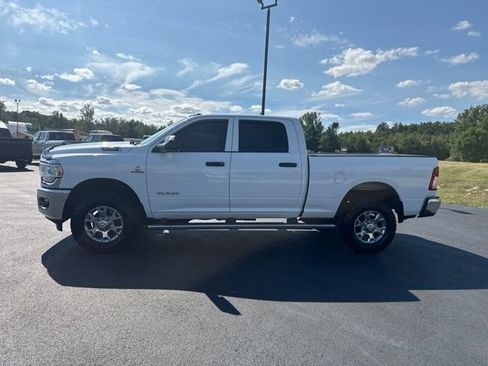 Used 2021 RAM 2500 Tradesman AWD/4WD image 2