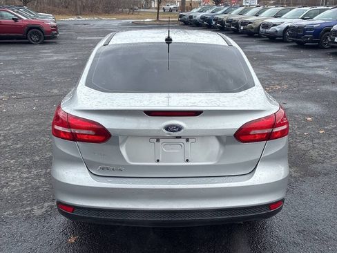 Used 2017 Ford Focus S FWD image 4