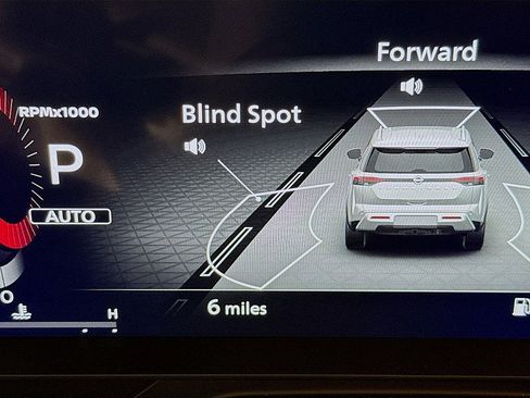 New 2025 Nissan Pathfinder Platinum w/ Cargo Package image 13