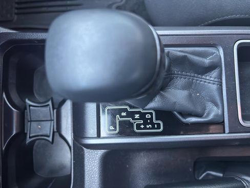 Used 2023 Toyota Tacoma TRD Off-Road image 27