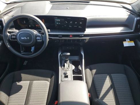 Used 2025 Kia Sorento LX FWD image 24