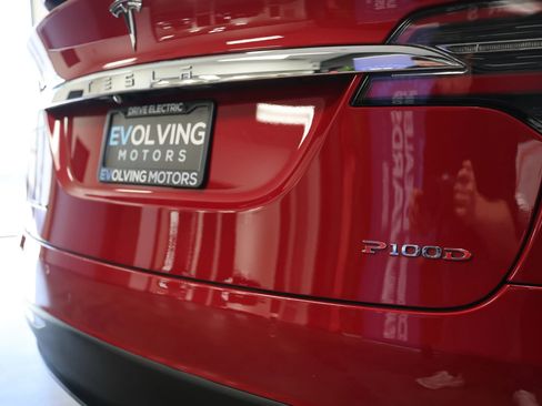 Used 2017 Tesla Model X P100D image 15