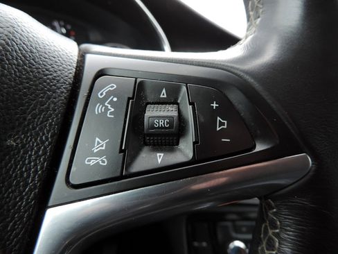 Certified 2022 Buick Encore Preferred w/ Safety Package image 23