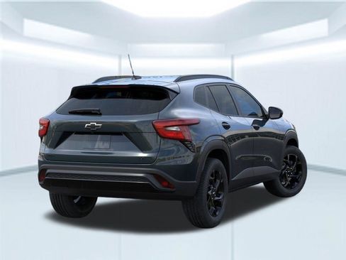 New 2026 Chevrolet Trax LT FWD image 7
