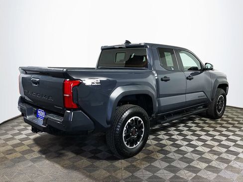Certified 2024 Toyota Tacoma TRD Off-Road w/ TRD Off Road Upgrade Package AWD/4WD image 7