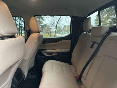 Used 2024 Ford Ranger Lariat w/ FX4 Off-Road Package image 23