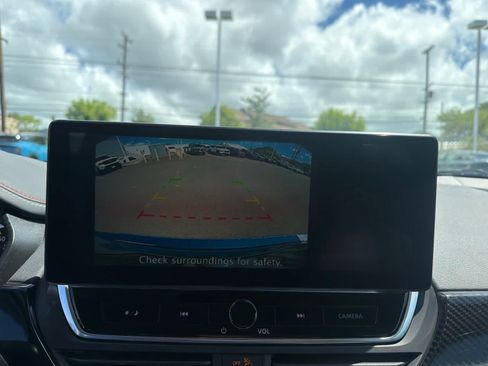 Used 2023 Nissan Altima 2.5 SR w/ SR Premium Package FWD image 7