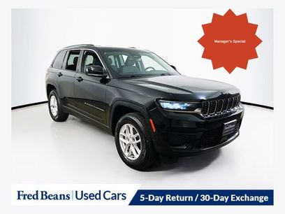 Used 2023 Jeep Grand Cherokee Laredo w/ Luxury Tech Group I
