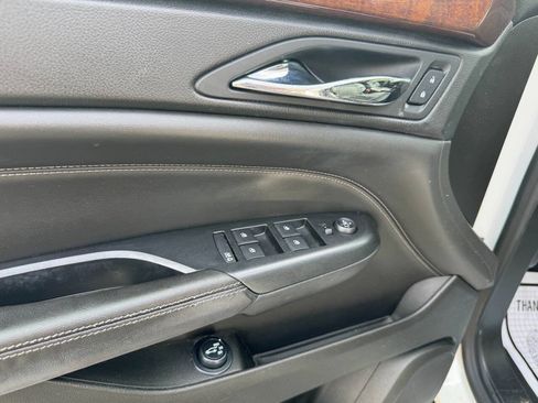 Used 2013 Cadillac SRX Luxury FWD image 39