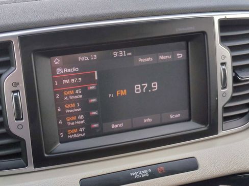 Used 2019 Kia Sportage EX w/ EX Premium Package image 13