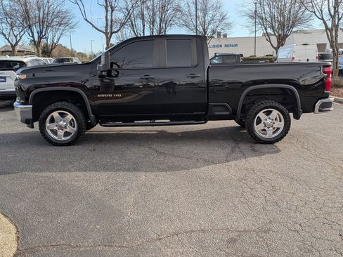 Certified 2022 Chevrolet Silverado 2500 W/T image 6