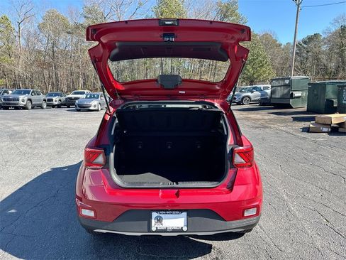 Used 2020 Hyundai Venue SE image 34
