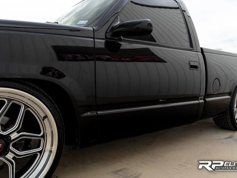 Used 1994 Chevrolet Silverado 1500 2WD Regular Cab image 26