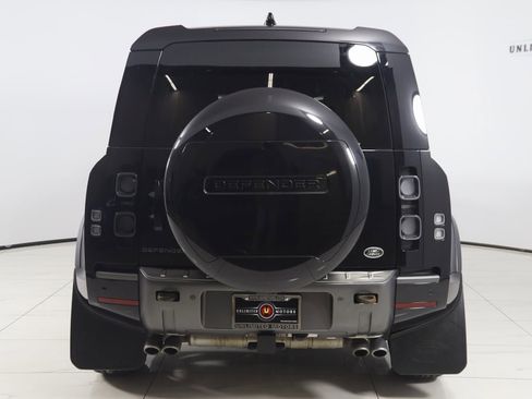 Used 2023 Land Rover Defender 110 V8 image 45