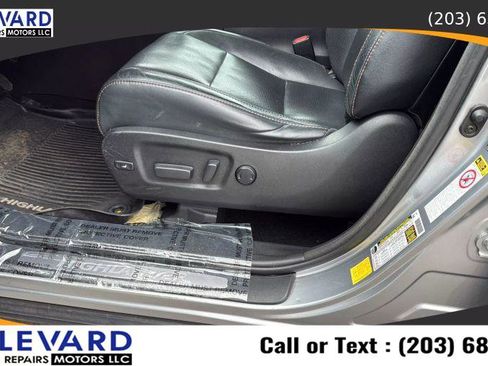 Used 2016 Toyota Highlander Limited image 30