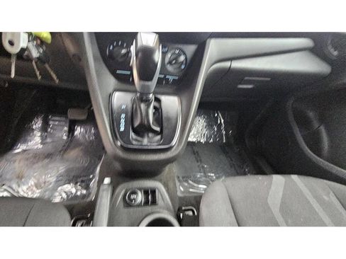 Used 2016 Ford Transit Connect XLT image 16