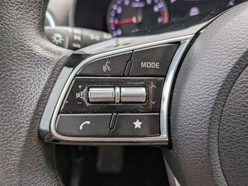 Used 2024 Kia Forte LXS w/ LXS Technology Package FWD image 23