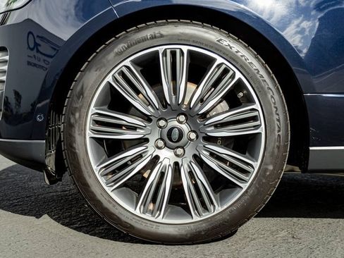 Used 2021 Land Rover Range Rover Autobiography image 11