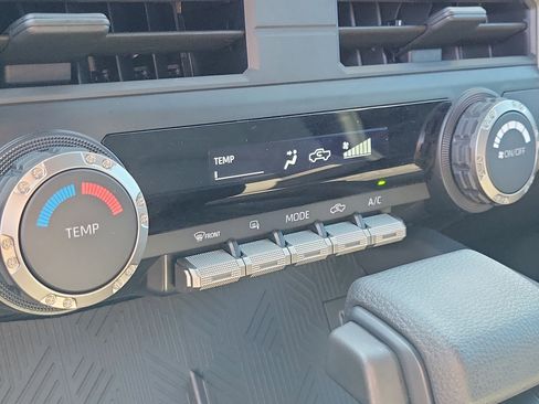 Used 2024 Toyota Tacoma SR5 image 31