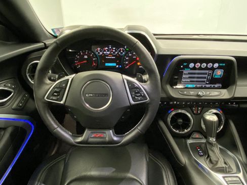 Used 2016 Chevrolet Camaro SS RWD image 34