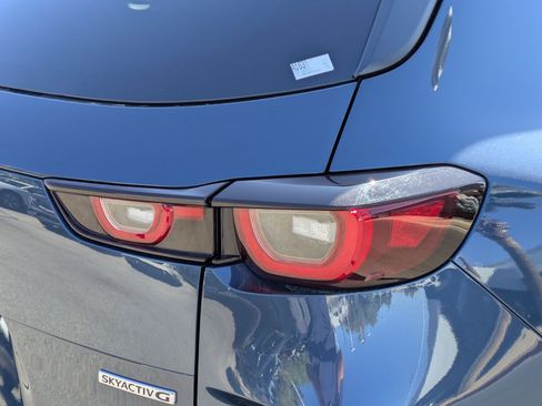 Certified 2025 MAZDA CX-50 AWD 2.5 S w/ Premium Plus Pkg image 11